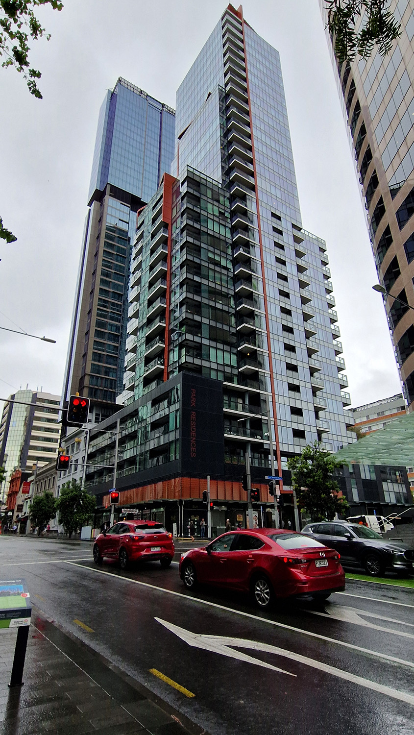 Auckland - Kaupungin kaduilta vehreille kukkuloille
